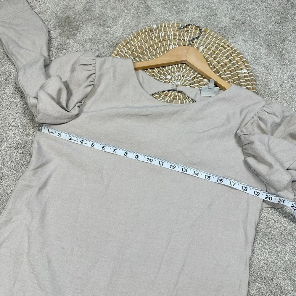 The Odells Ruffle Shoulder Long Sleeve Top Blouse in Beige Cottagecore Size S - Picture 14 of 14